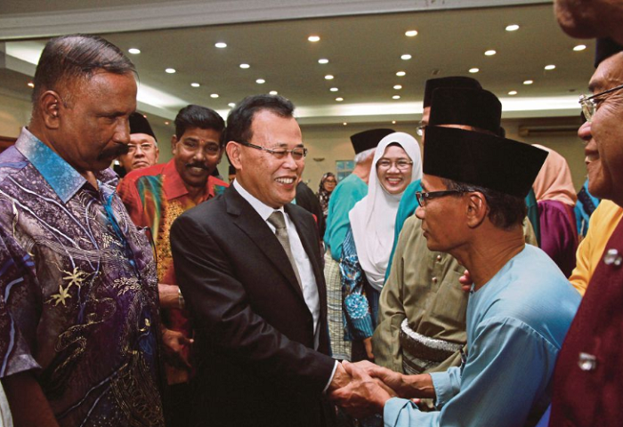 MB Johor Jumpa PM Berkenaan Isu Penangguhan Kereta Api Berkelajuan Tinggi (HSR) Dan Batu Puteh.