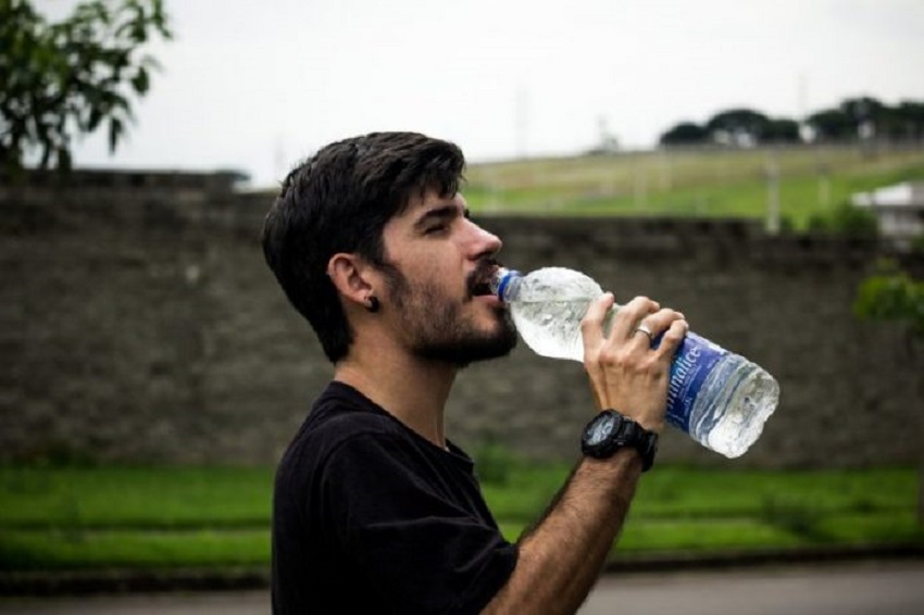 Betul Ke Buah Pinggang Akan Rosak Jika Terlebih Minum Air? Ini Penjelasannya