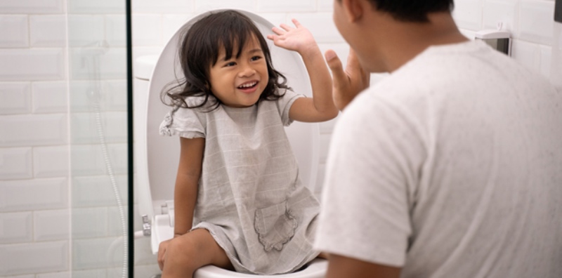 Tips Ajar Anak Ke Tandas, Ibu Ayah Kena Alert 2 Perkara Utama Ini
